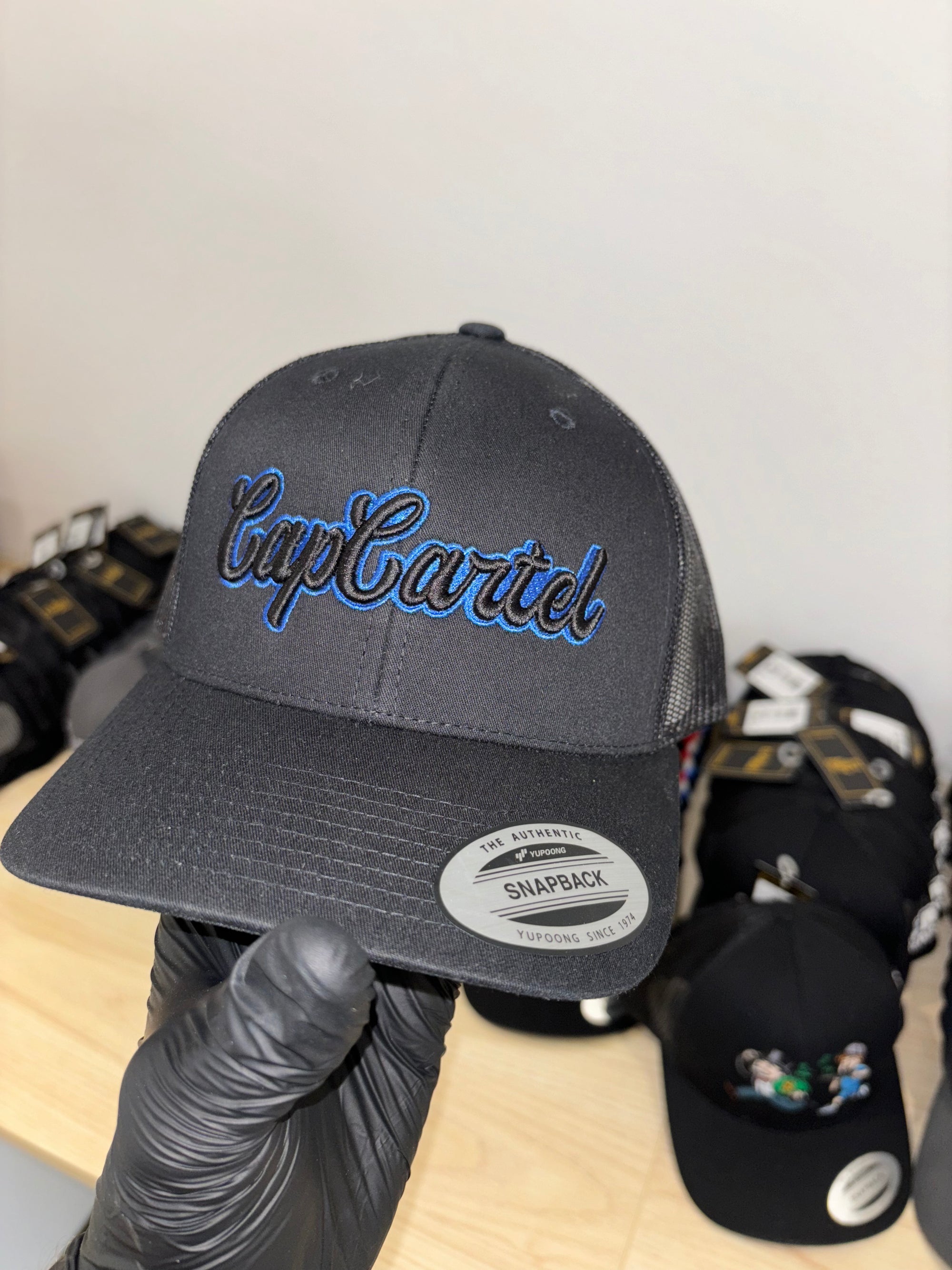 Cap cartel - black /blue
